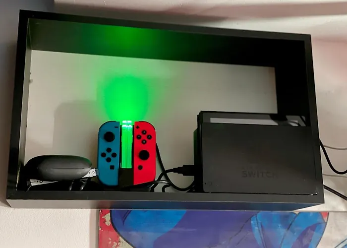Capsule Manga - Jacuzzi - Billard - Nintendo Switch - Netflix