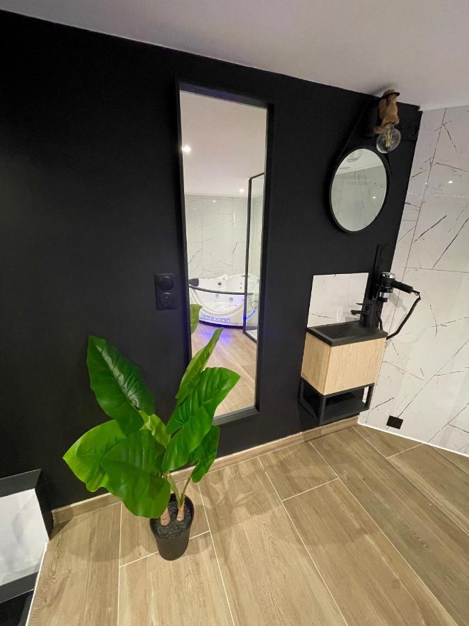 Capsule Manga - Jacuzzi - Billard - Nintendo Switch - Netflix *